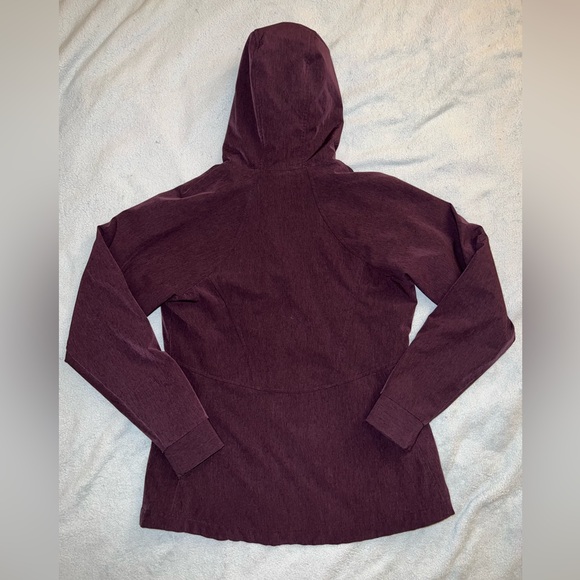 KIRKLAND • Super soft and warm soft shell jacket with hood • Size Small - Picture 2 of 4